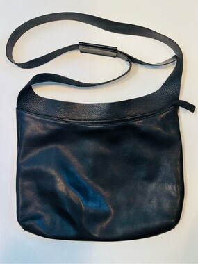 Calvin Klein Modern Black Leather Crossbody Bag